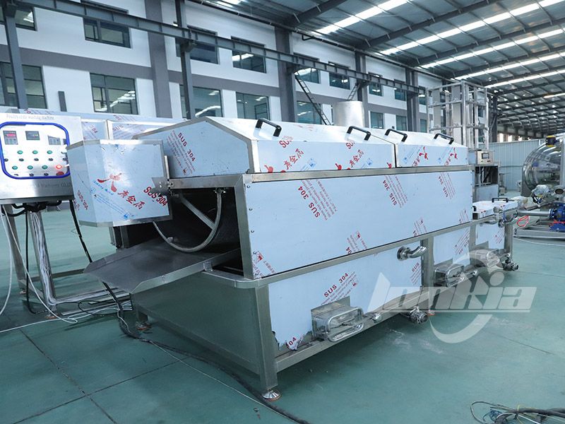 How the Crate Washing Machine Improves Hygiene in Food Processing Plants?